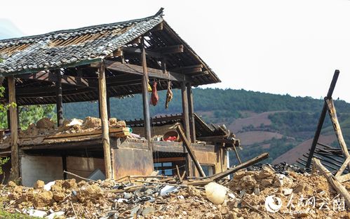 新房建起來 日子煥光彩